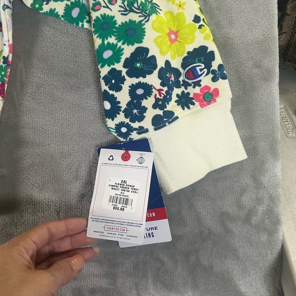 Champion flower power campus French terry cropped sweatshirt - Picture 7 of 15